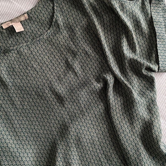 Sage Green Patterned Chiffon Blouse - Picture 11 of 12